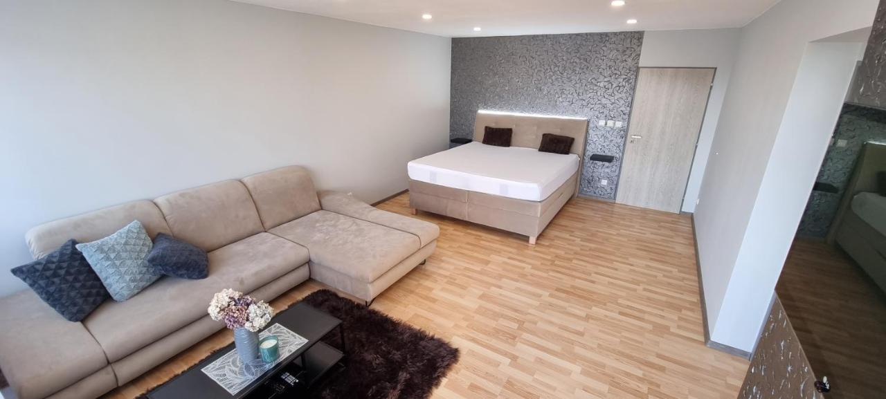 Apartman Viktorie Mikulov Exterior foto